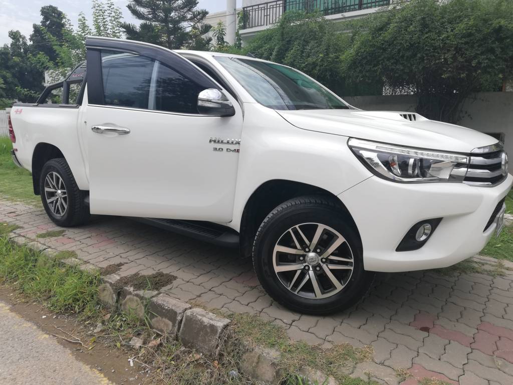 Rent a toyota Rivo in Islamabad