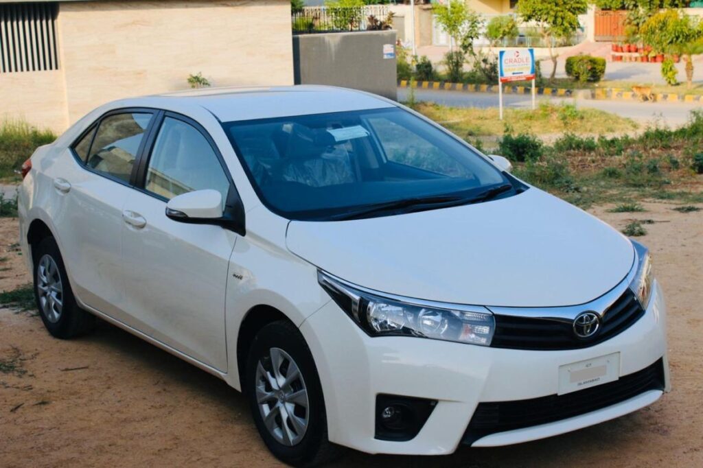 toyota-corolla-gli-2015-for-sale-1_1