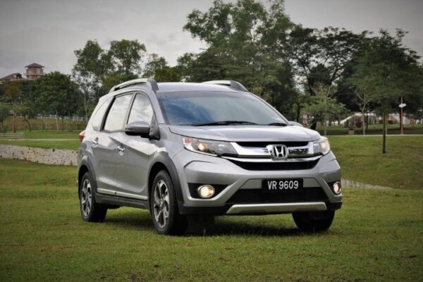 Rent a honda brv in Islamabad